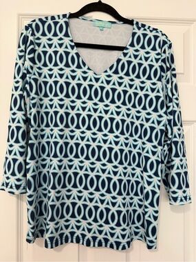 Island Company Navy and Aqua Geometric V-Neck Long Sleeve Top